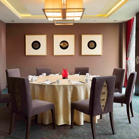 Sheraton Saigon Grand Opera Hotel Cidade de Ho Chi Minh Exterior foto