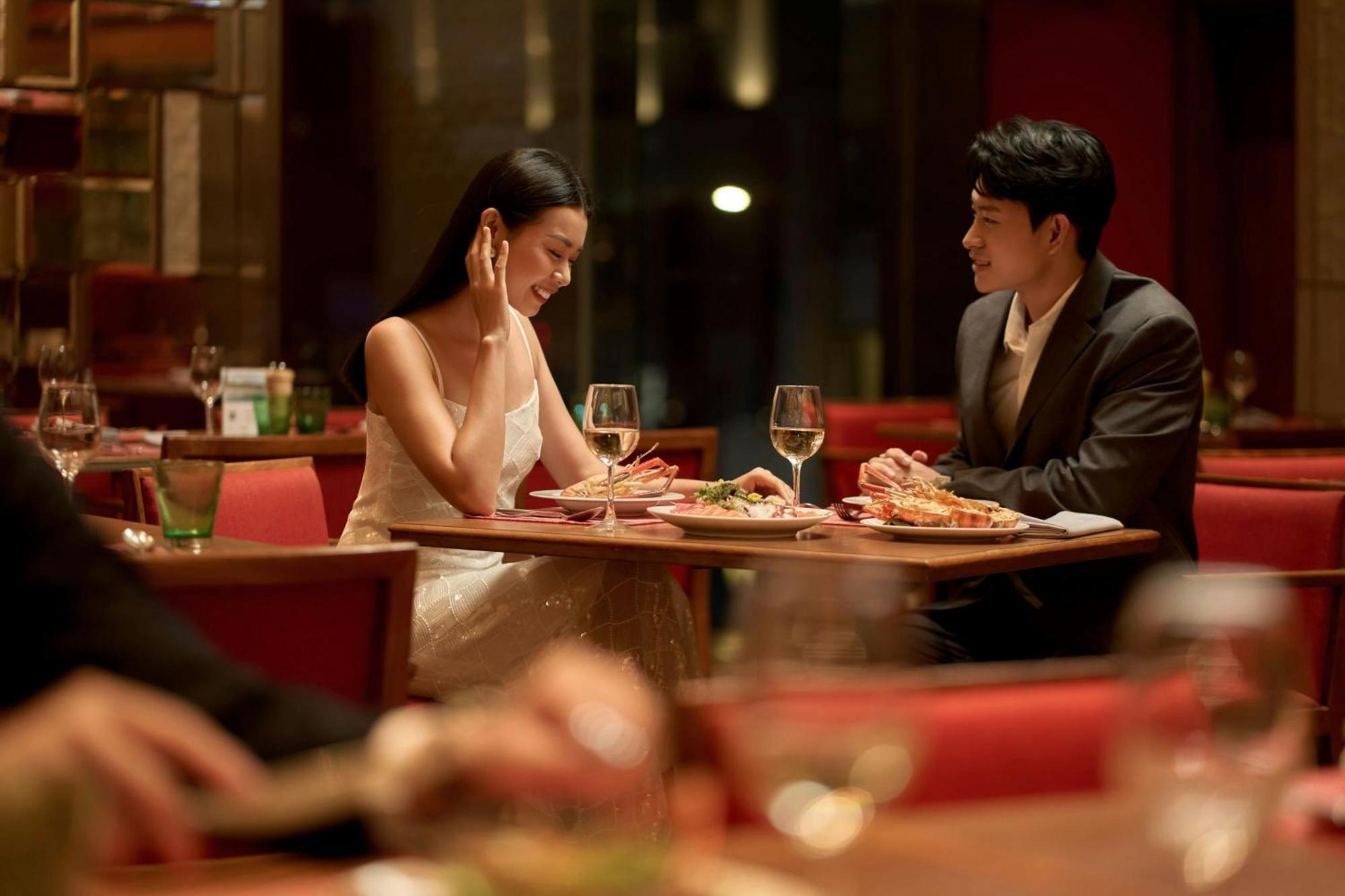 Sheraton Saigon Grand Opera Hotel Cidade de Ho Chi Minh Exterior foto